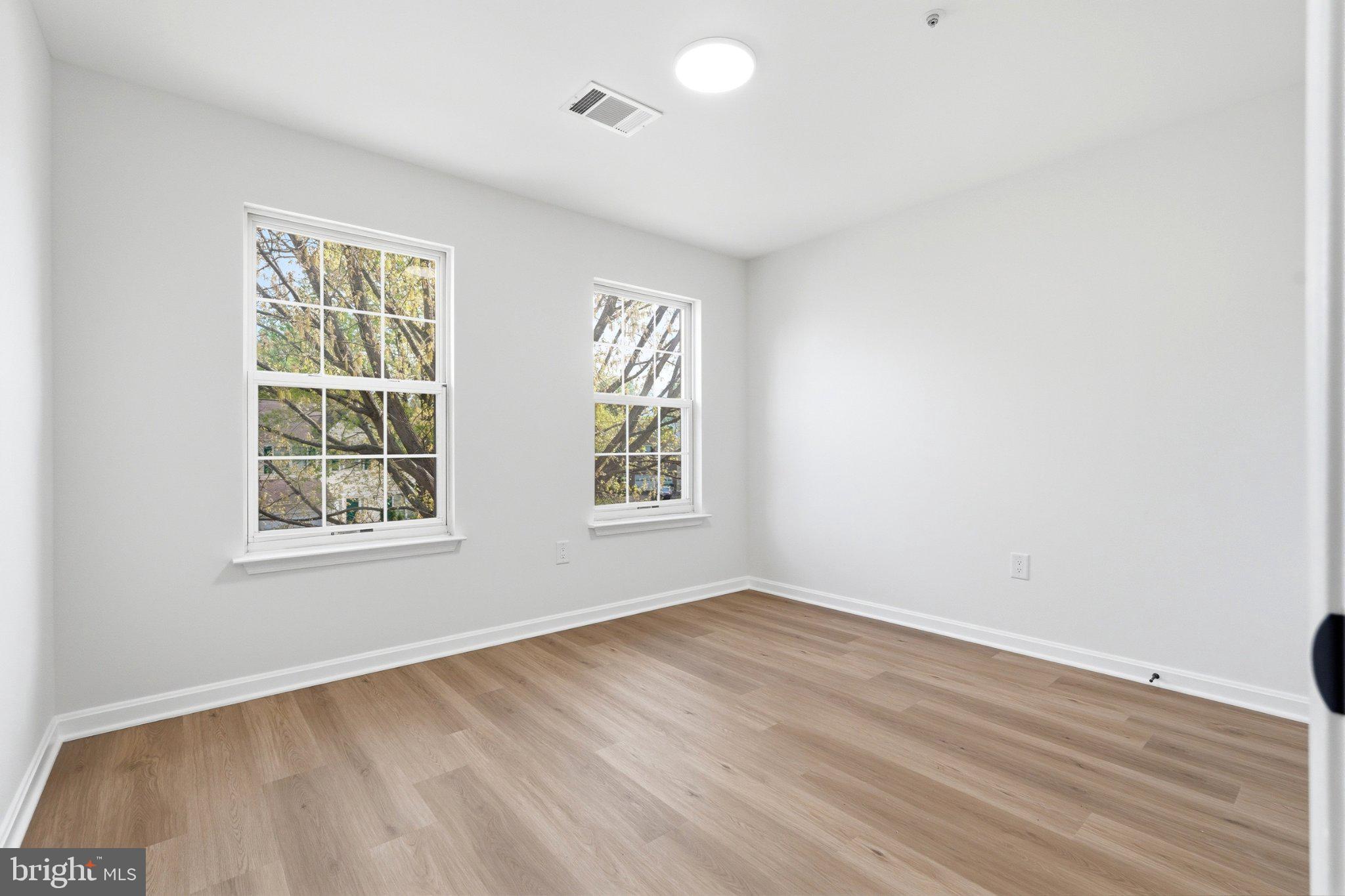 10503 BIRDIE LANE