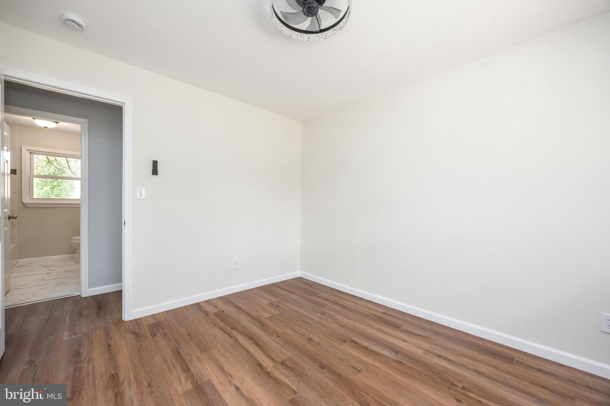 12045 JEFFREY LANE