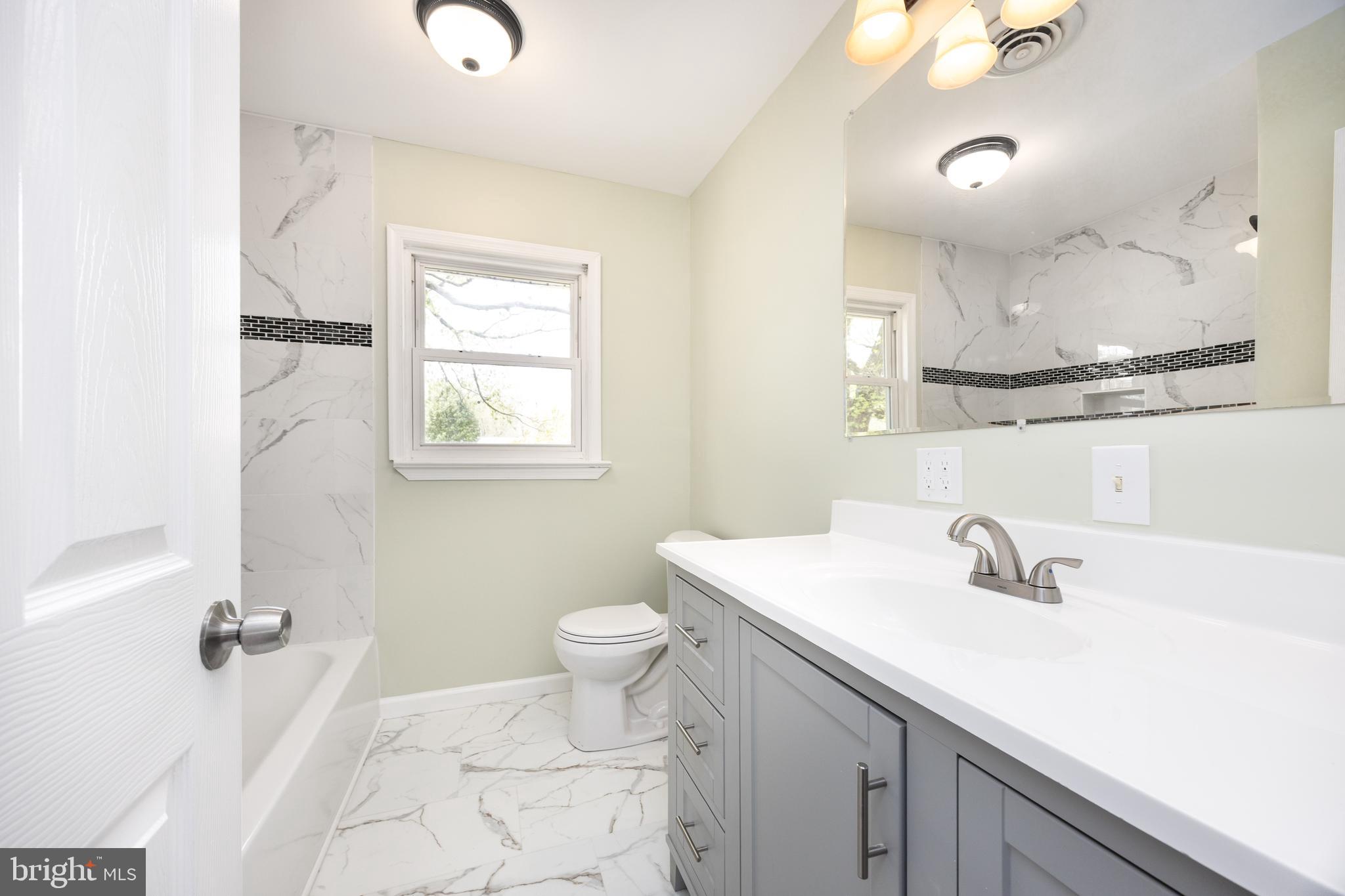 12045 JEFFREY LANE