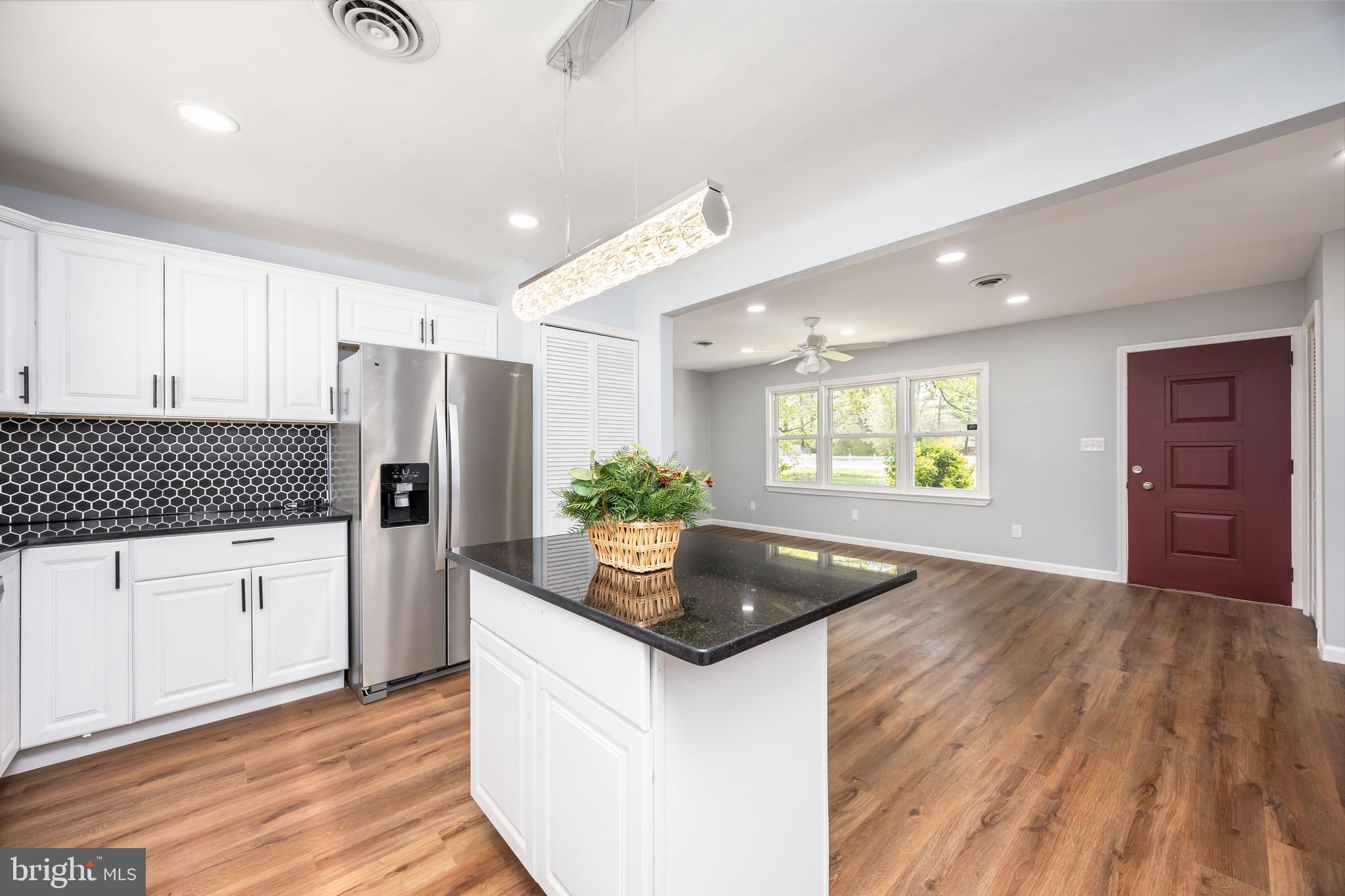 12045 JEFFREY LANE