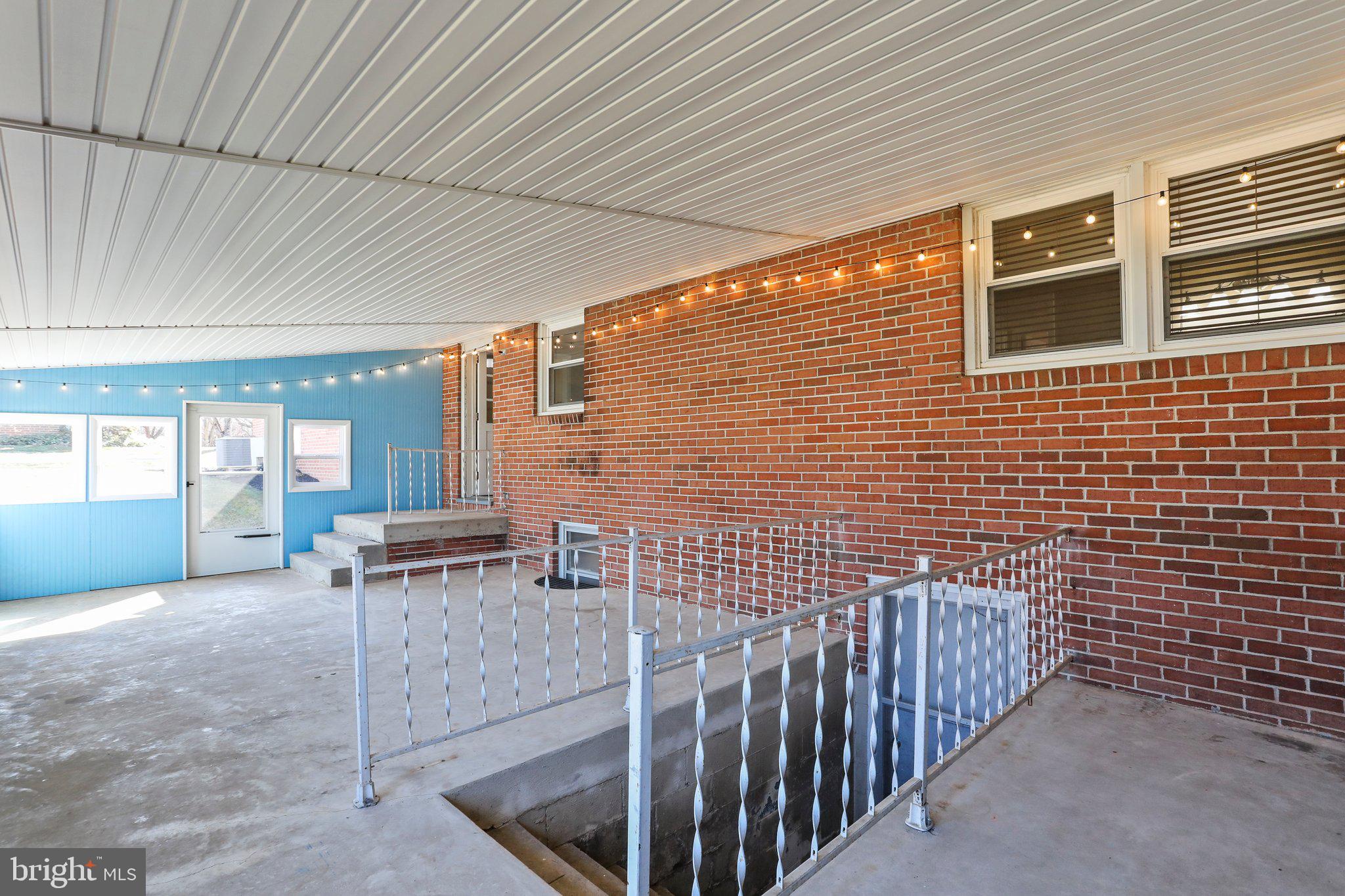 17 BLUE SPRUCE CIRCLE