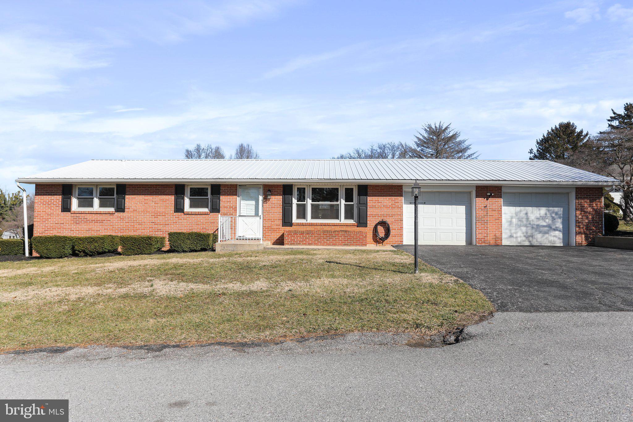 17 BLUE SPRUCE CIRCLE