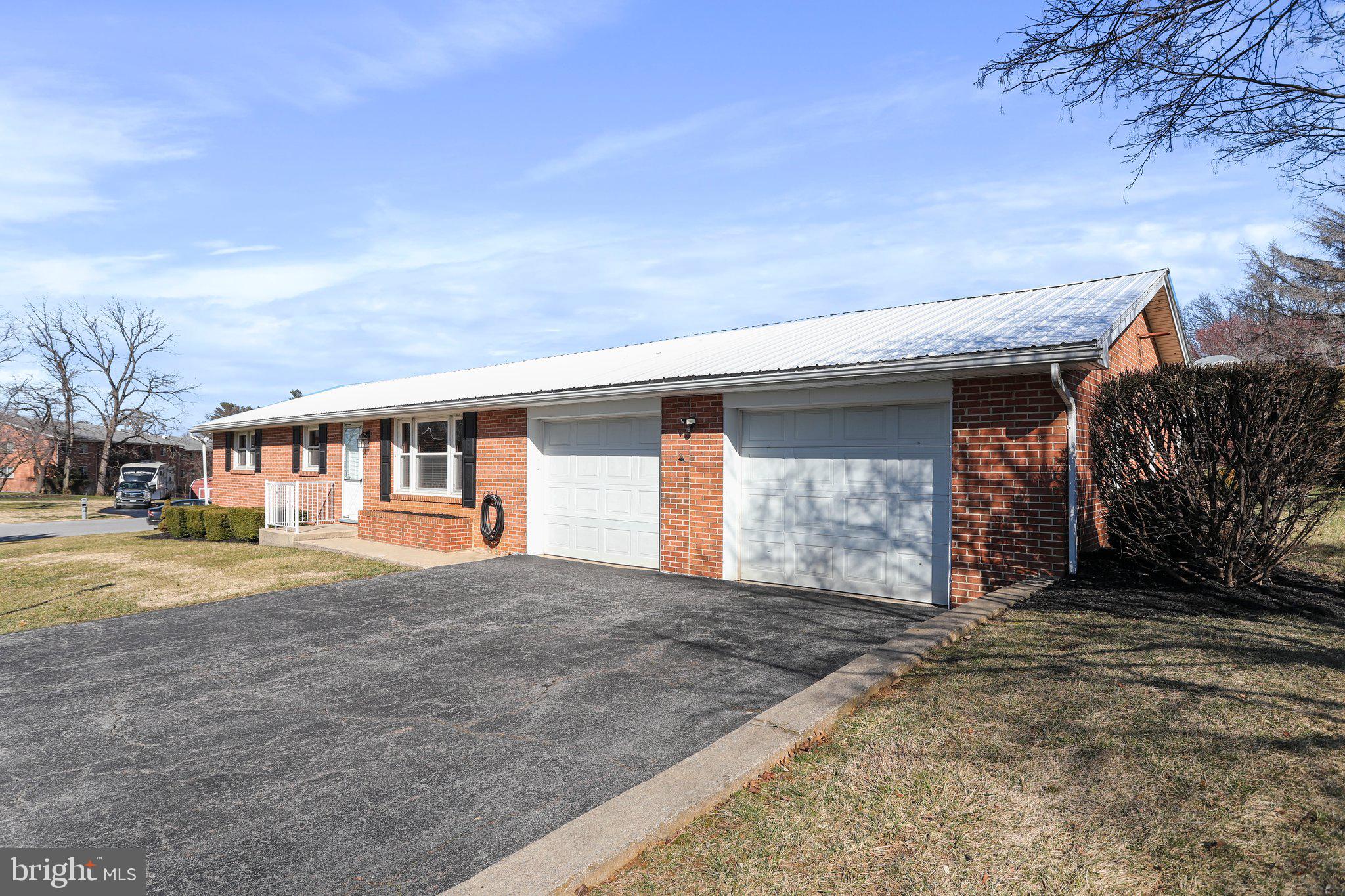17 BLUE SPRUCE CIRCLE