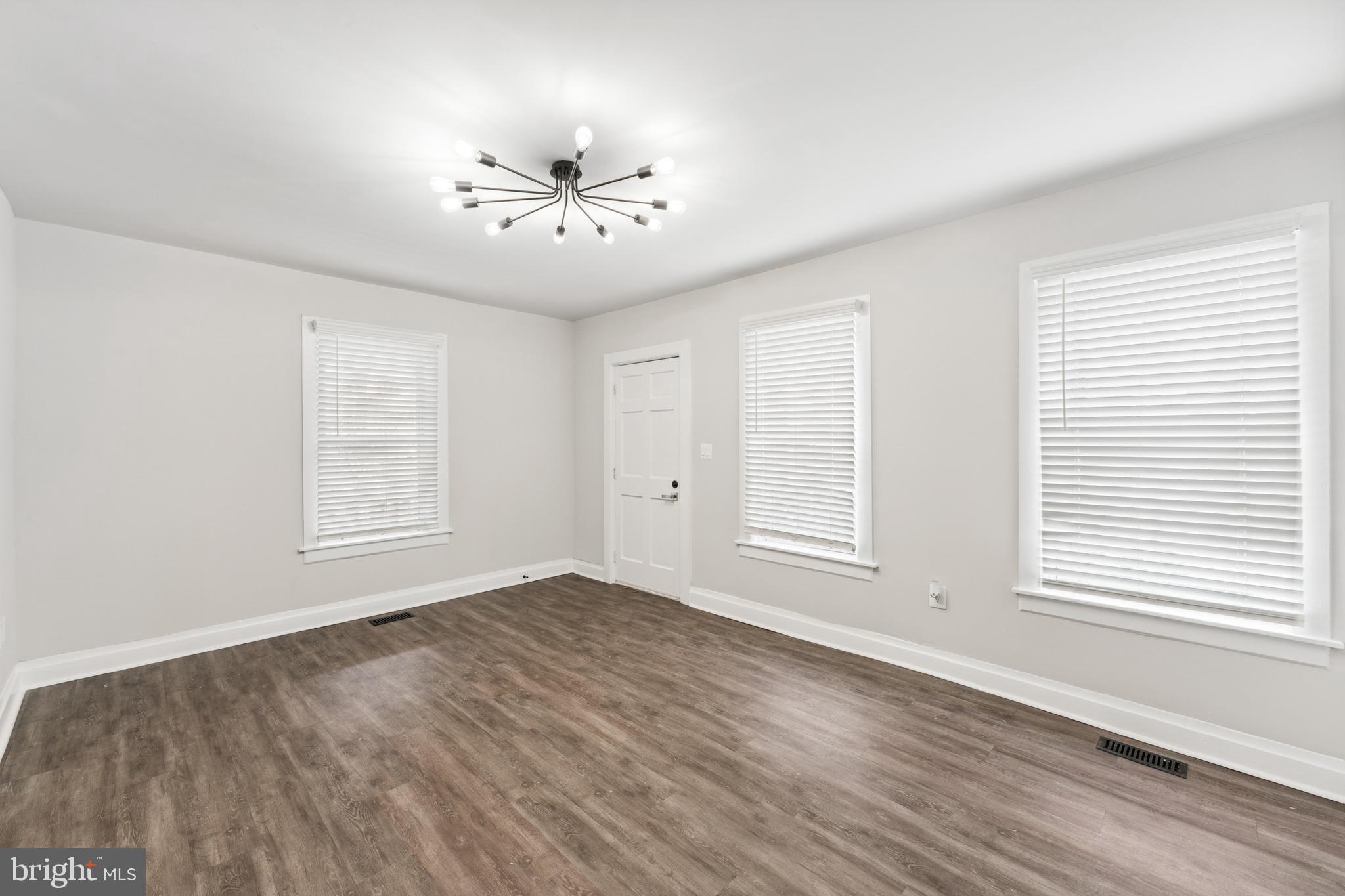 127 N N LOCUST STREET