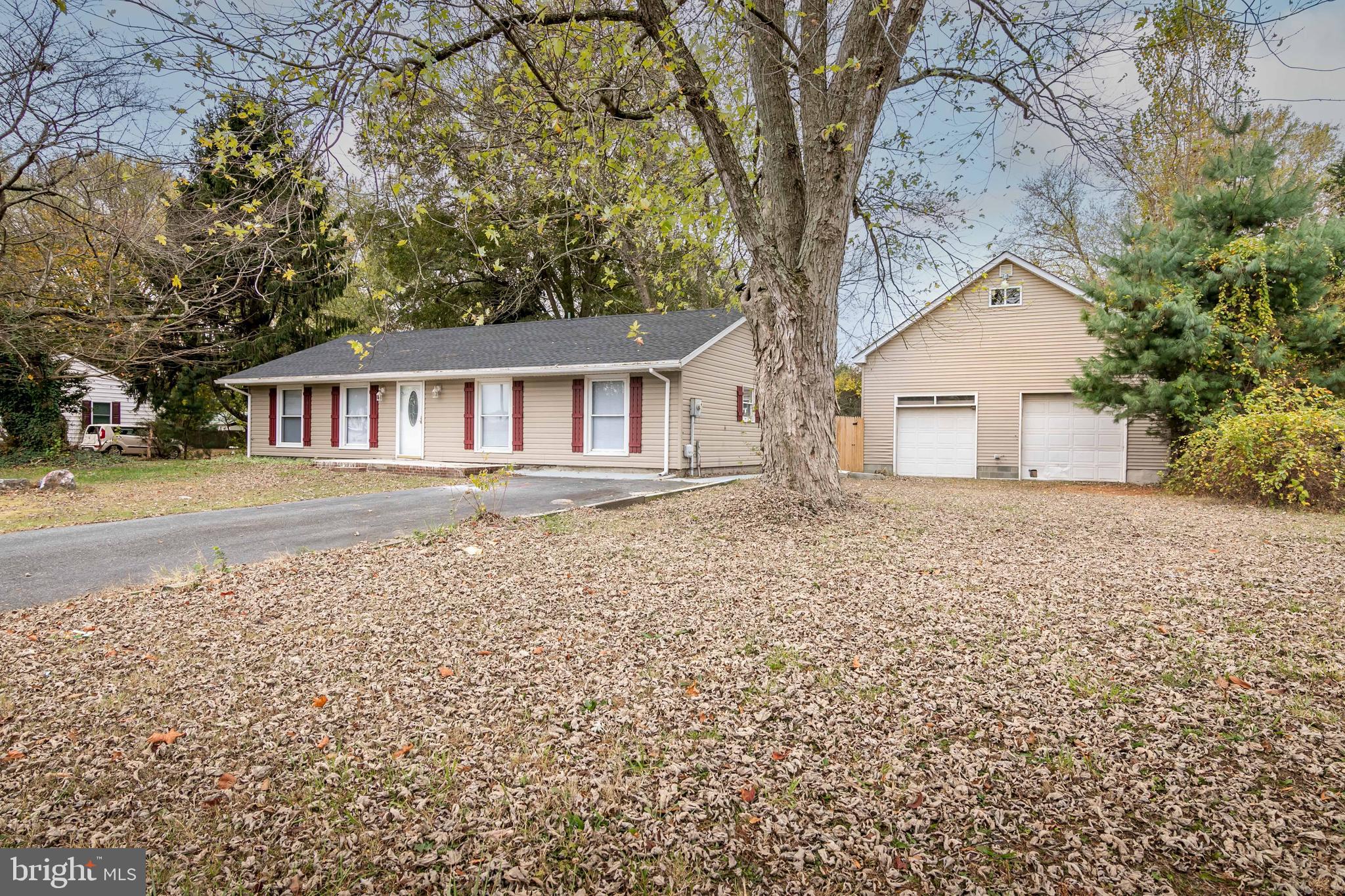 167 SHAMROCK DRIVE