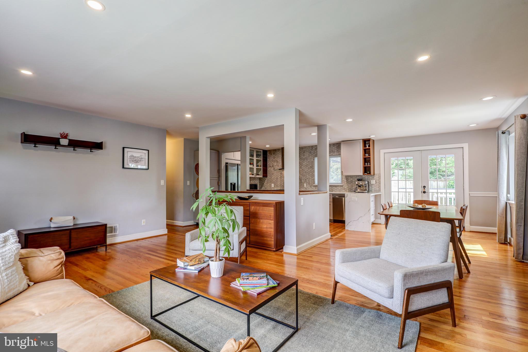 2013 PATRICK HENRY DRIVE