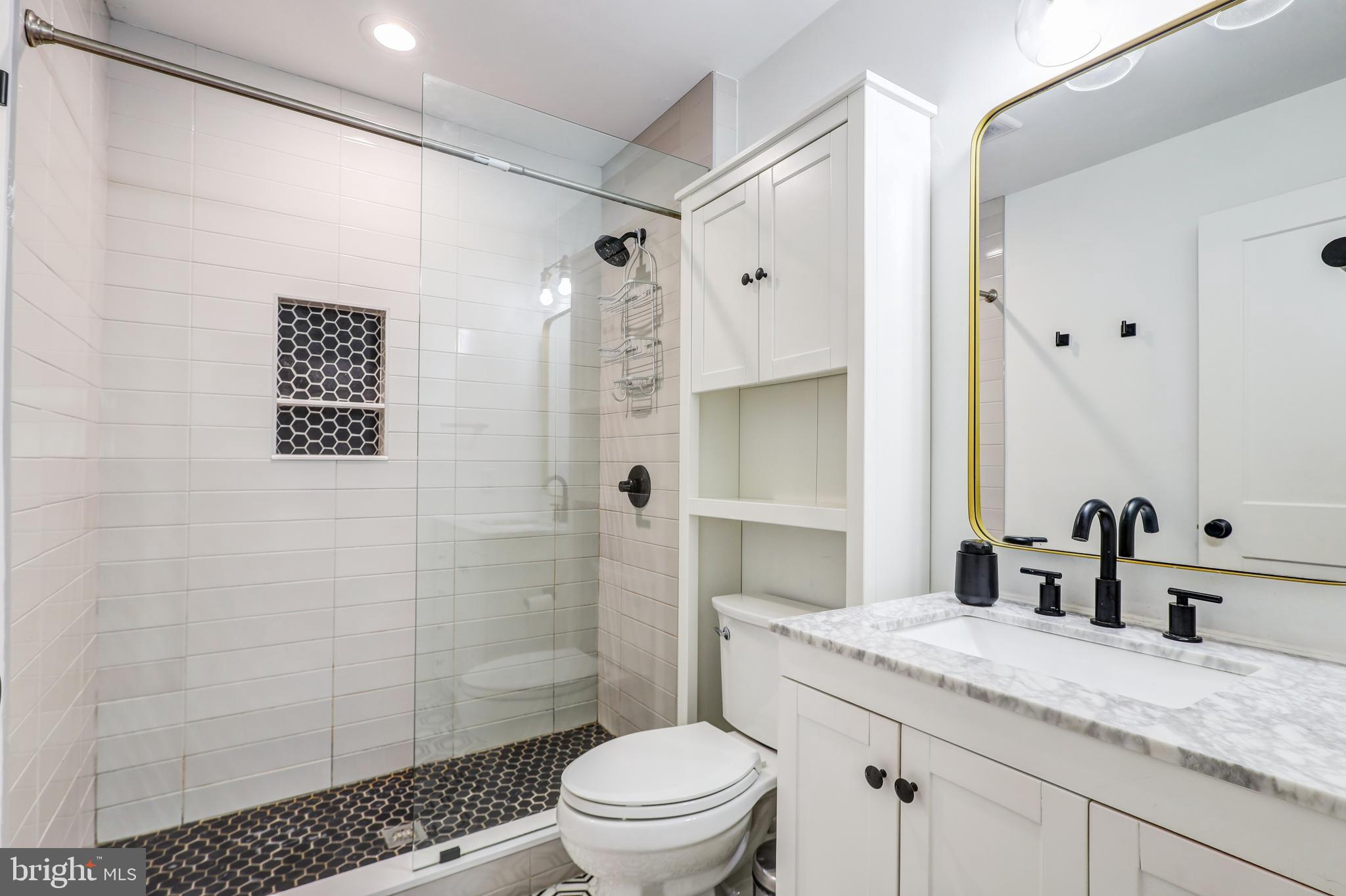 2013 PATRICK HENRY DRIVE