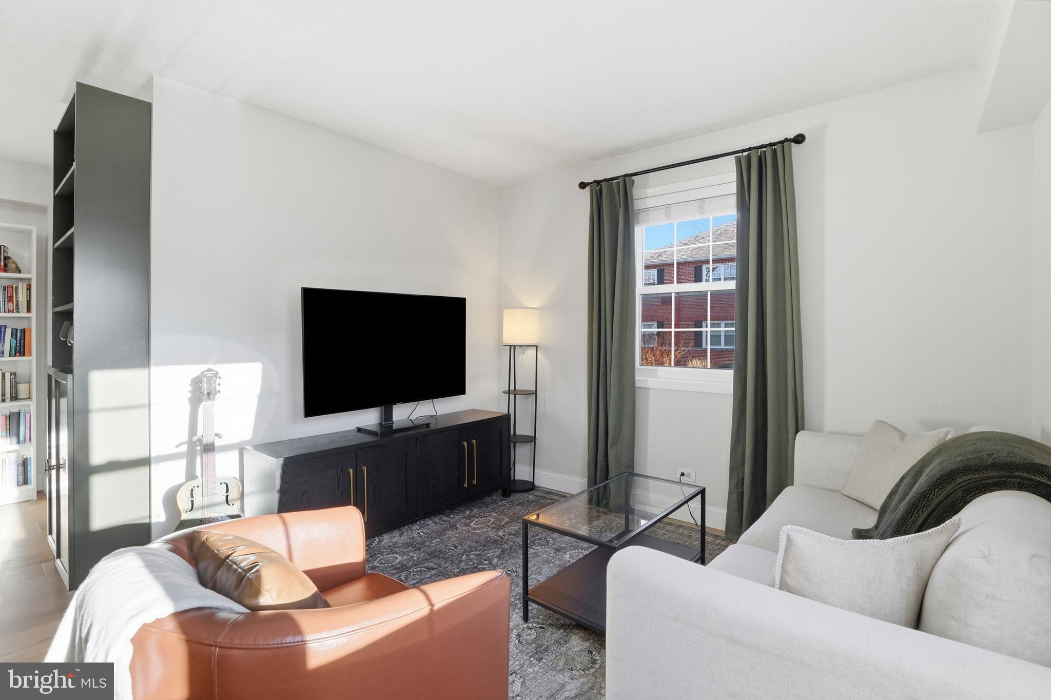 4360 N PERSHING DRIVE 43603