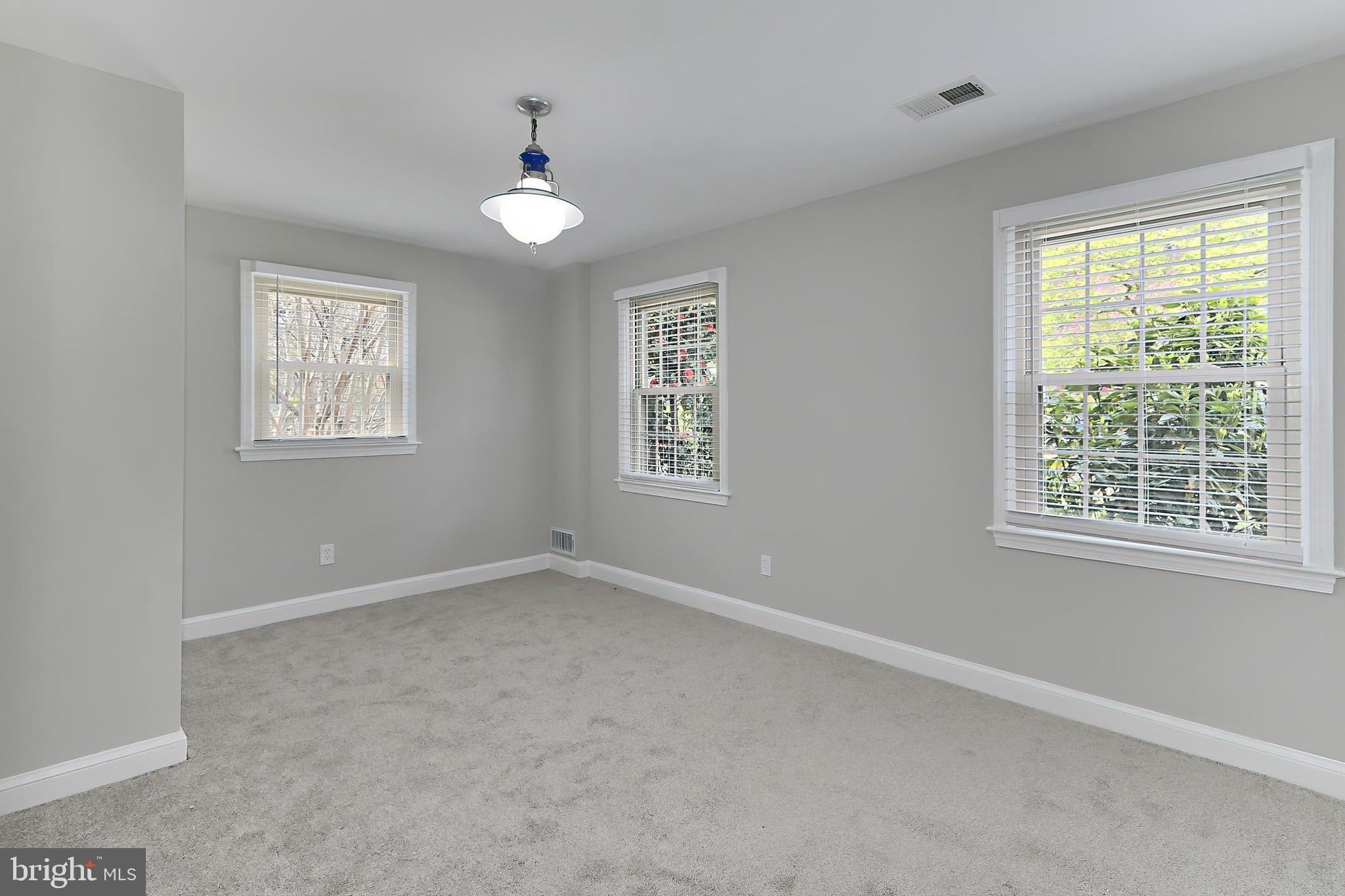 311 LAMOND PLACE