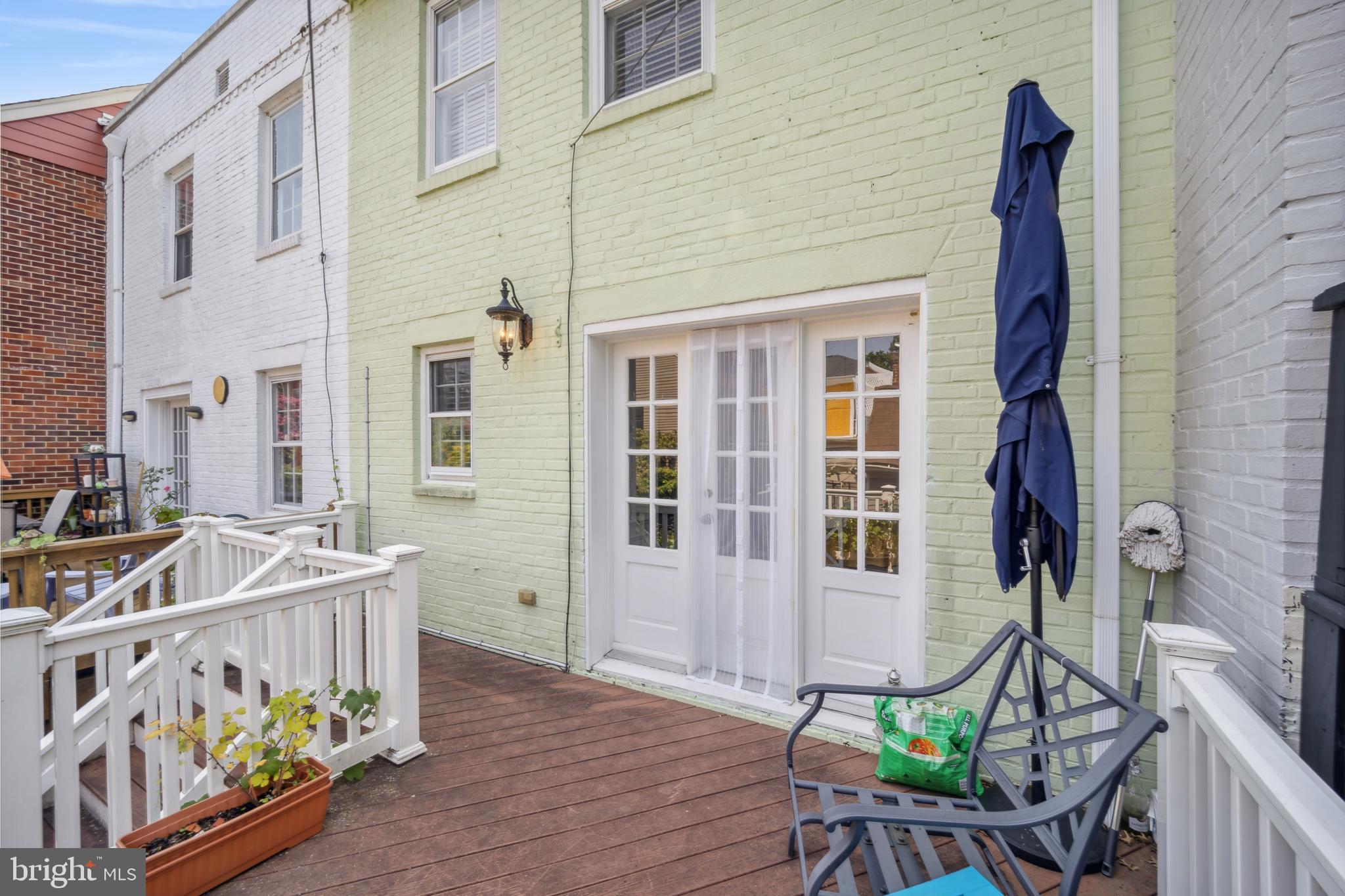 807 GREEN STREET