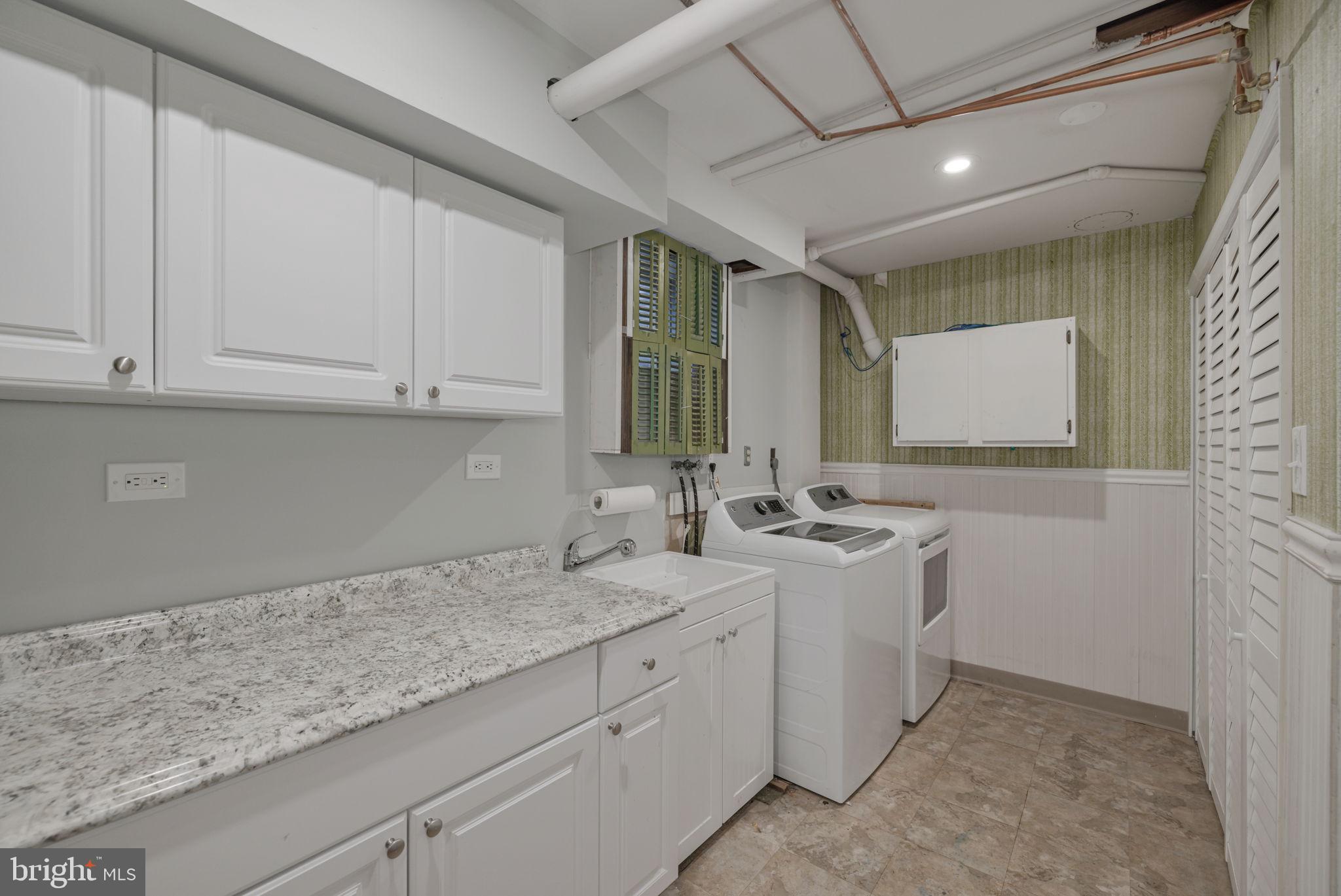 6623 BURLINGTON PLACE 6623