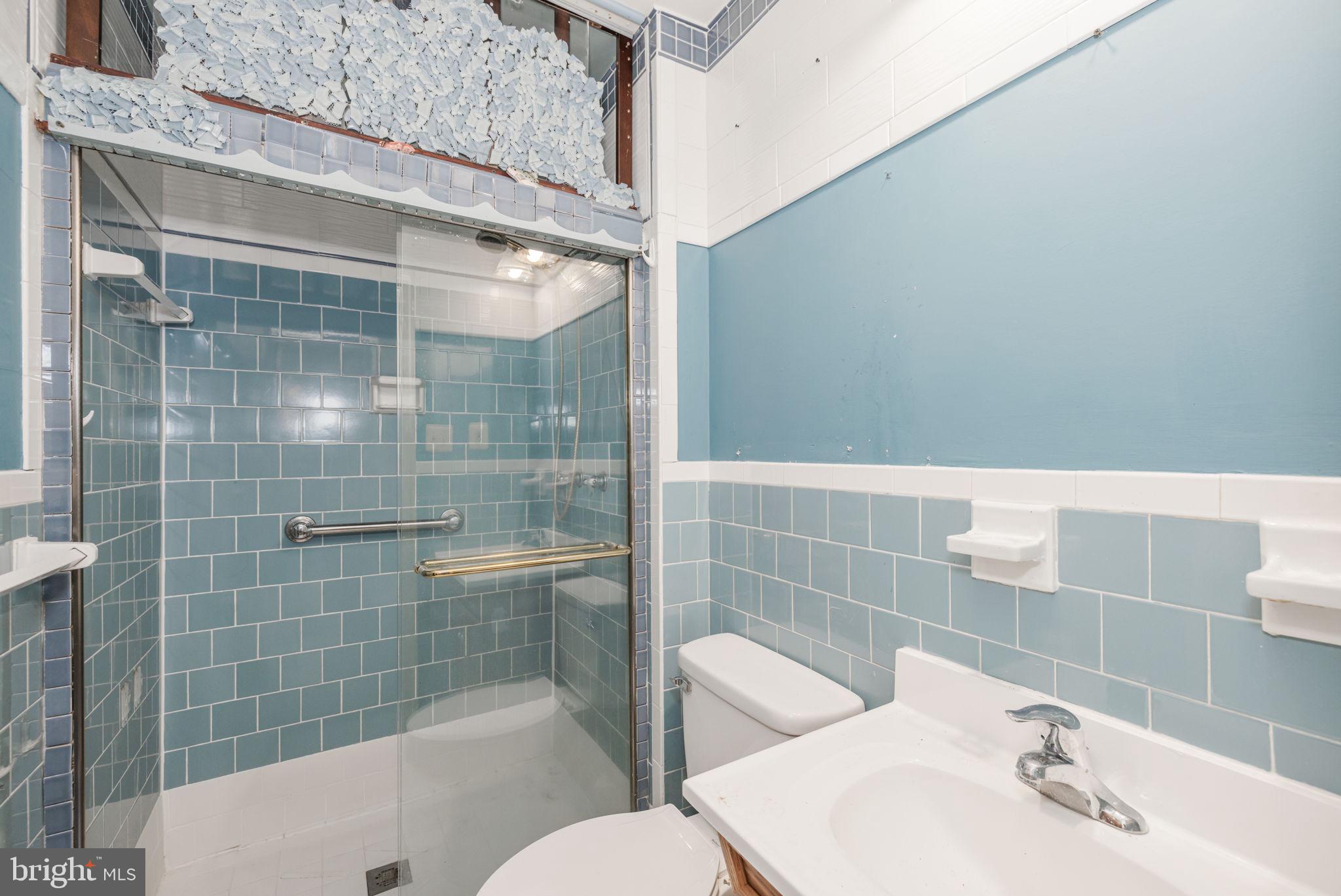 6623 BURLINGTON PLACE 6623