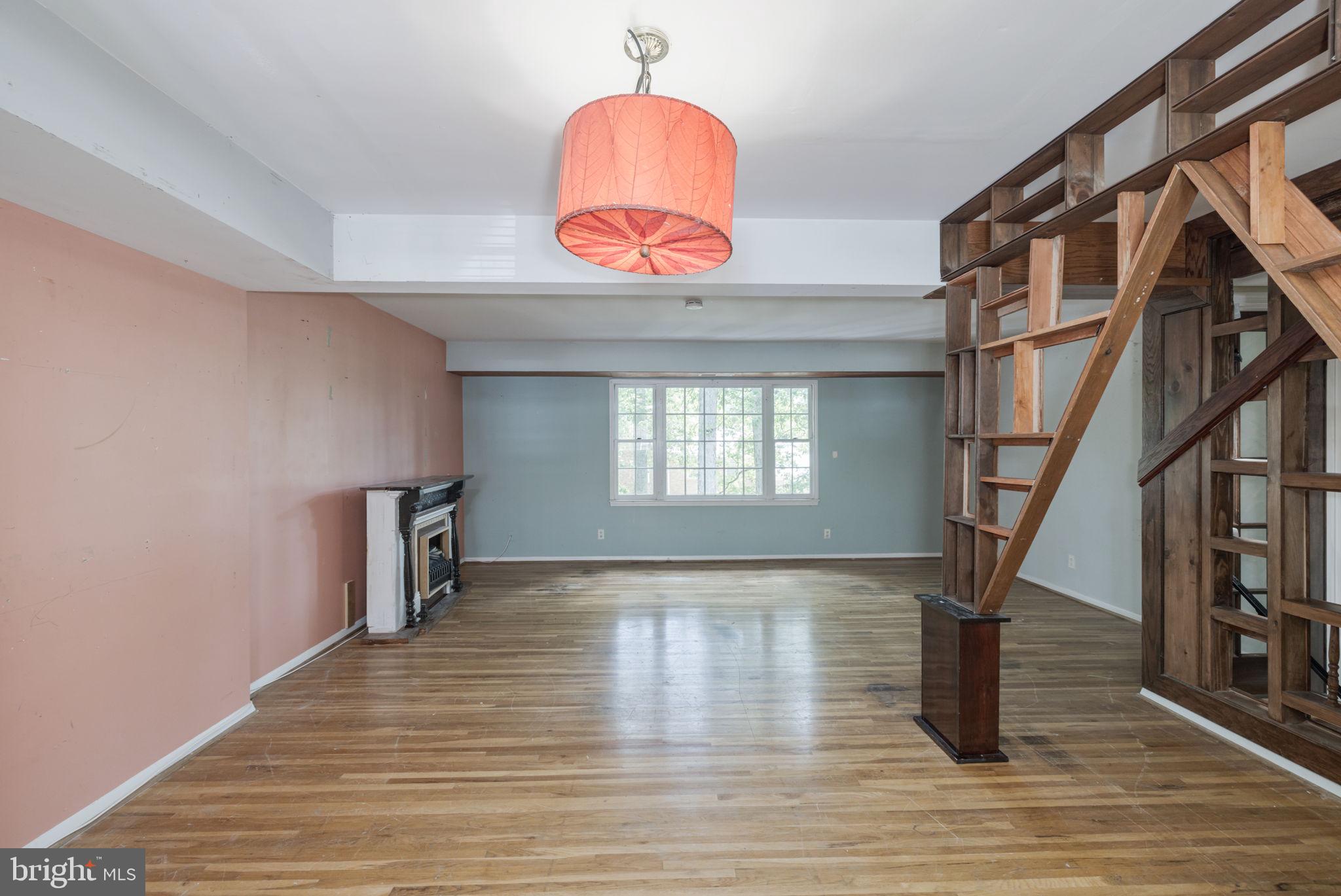 6623 BURLINGTON PLACE 6623
