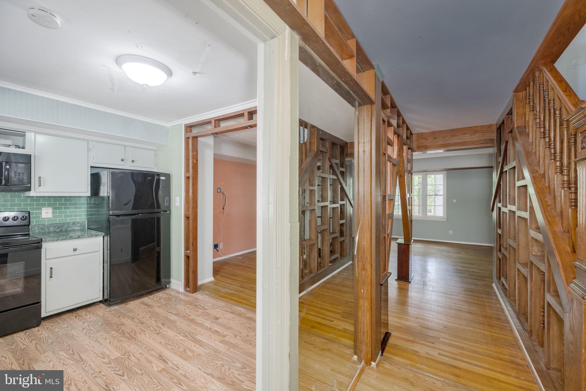 6623 BURLINGTON PLACE 6623