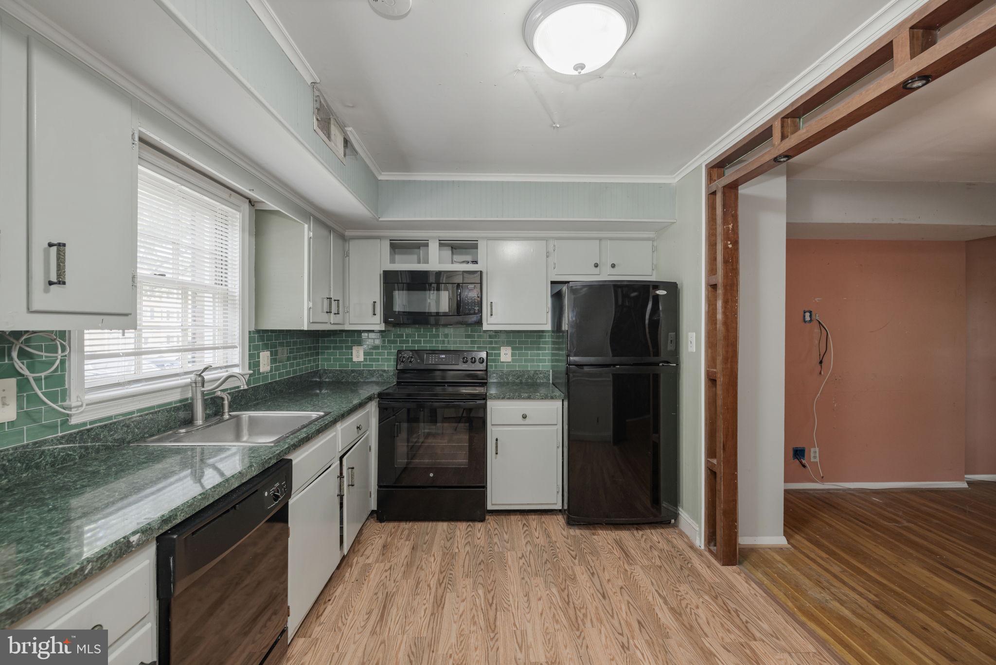 6623 BURLINGTON PLACE 6623