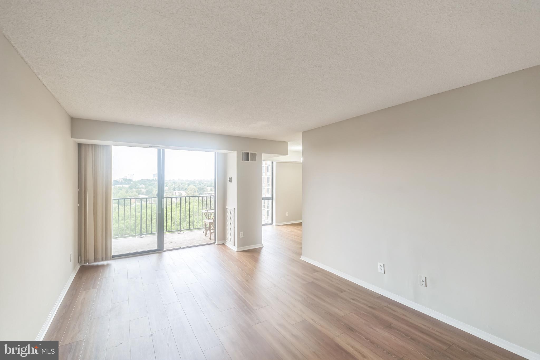 2311 PIMMIT DRIVE 1018