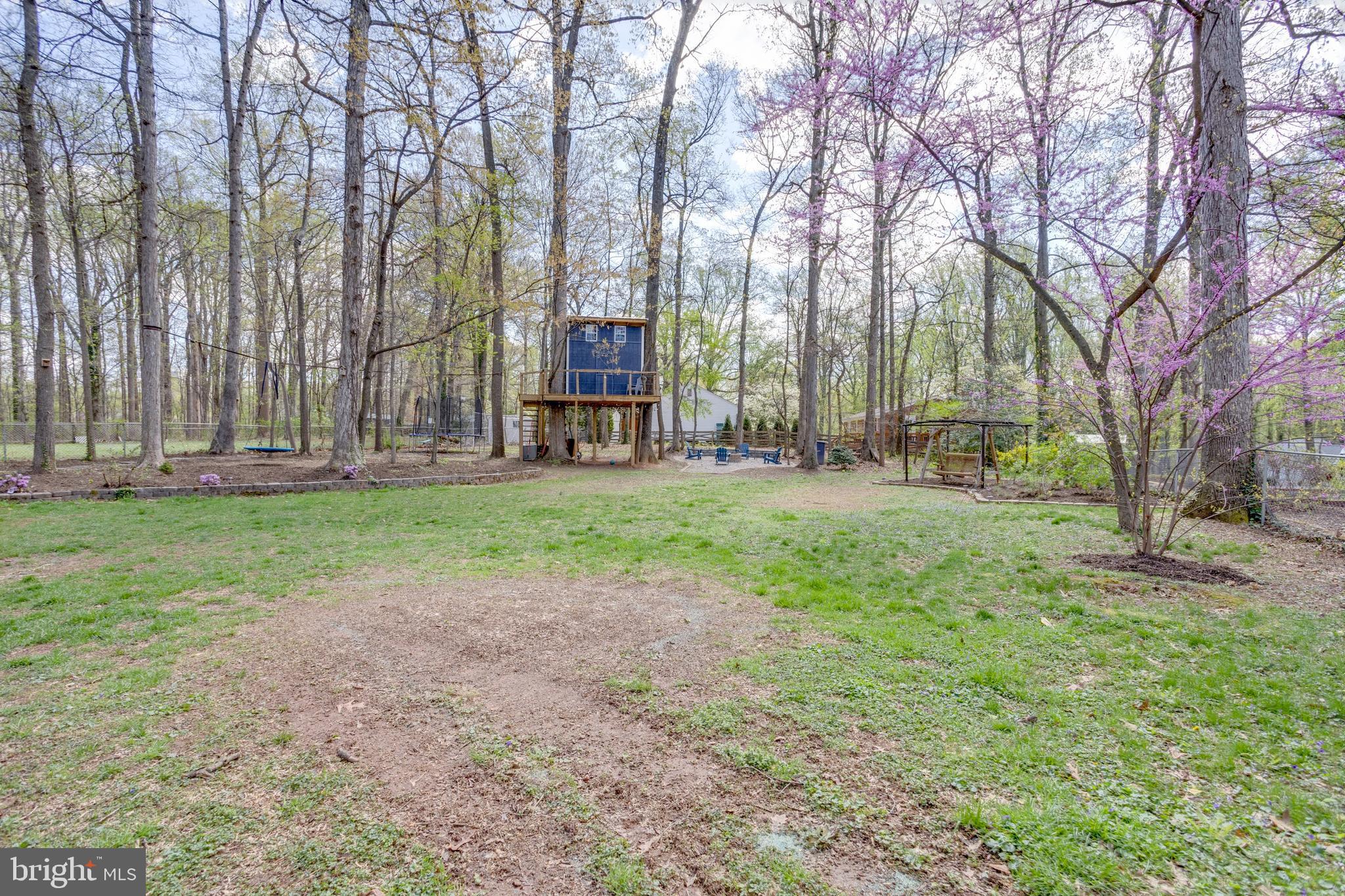5105 SUMMIT DRIVE