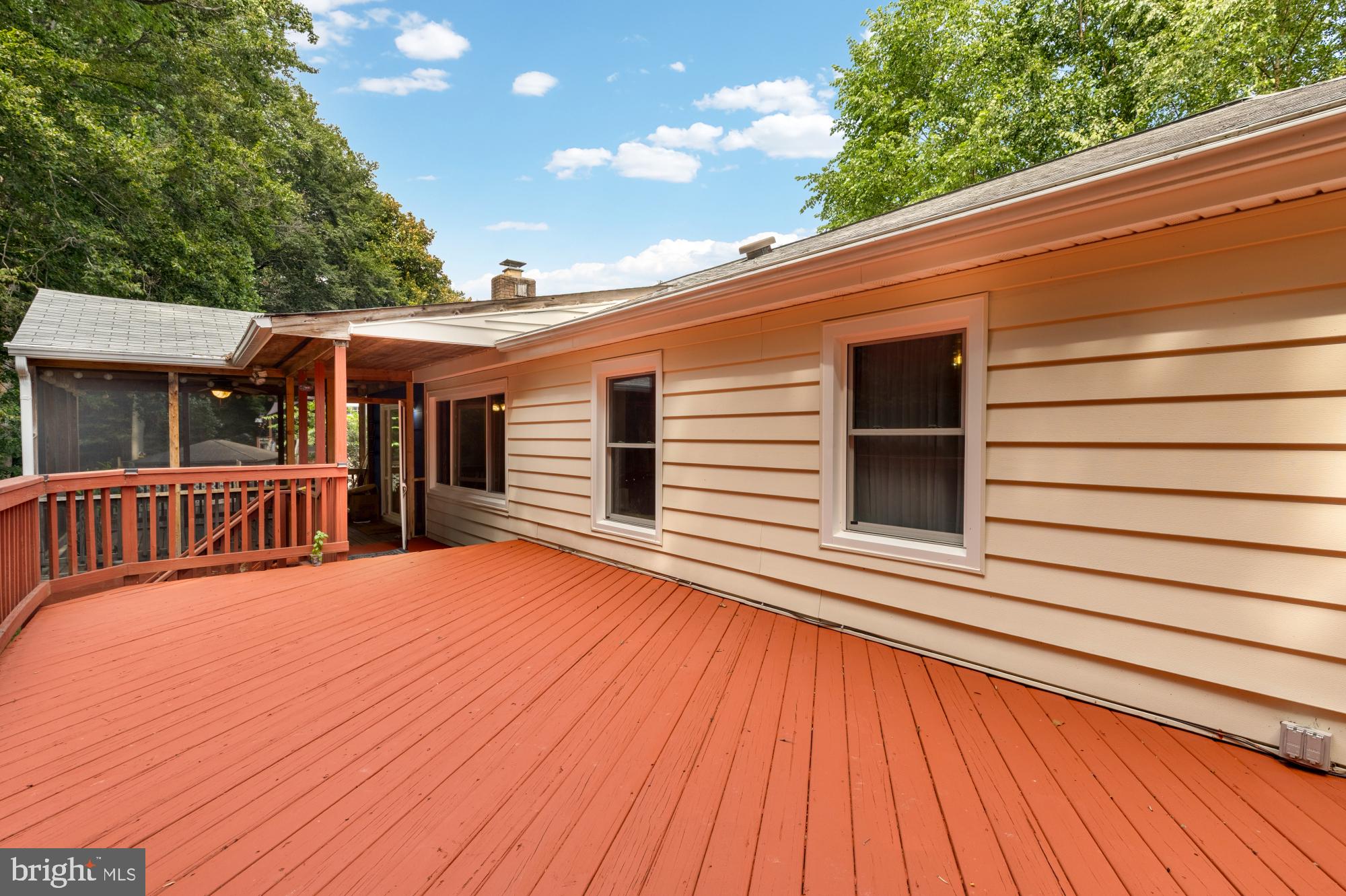 8006 ROCKWOOD COURT