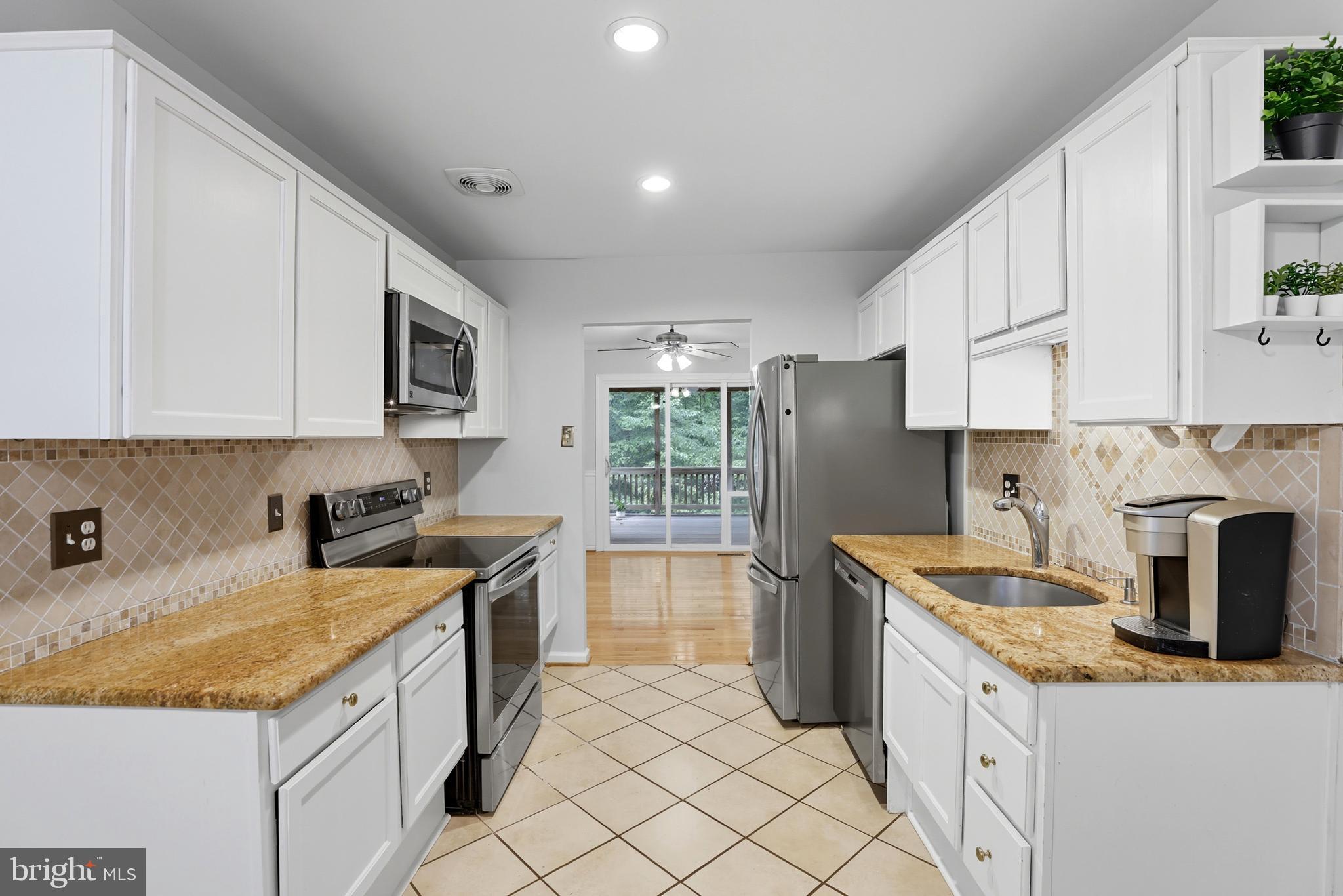 8006 ROCKWOOD COURT
