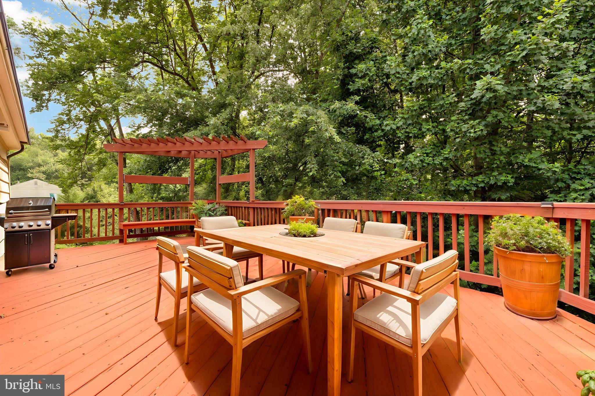 8006 ROCKWOOD COURT