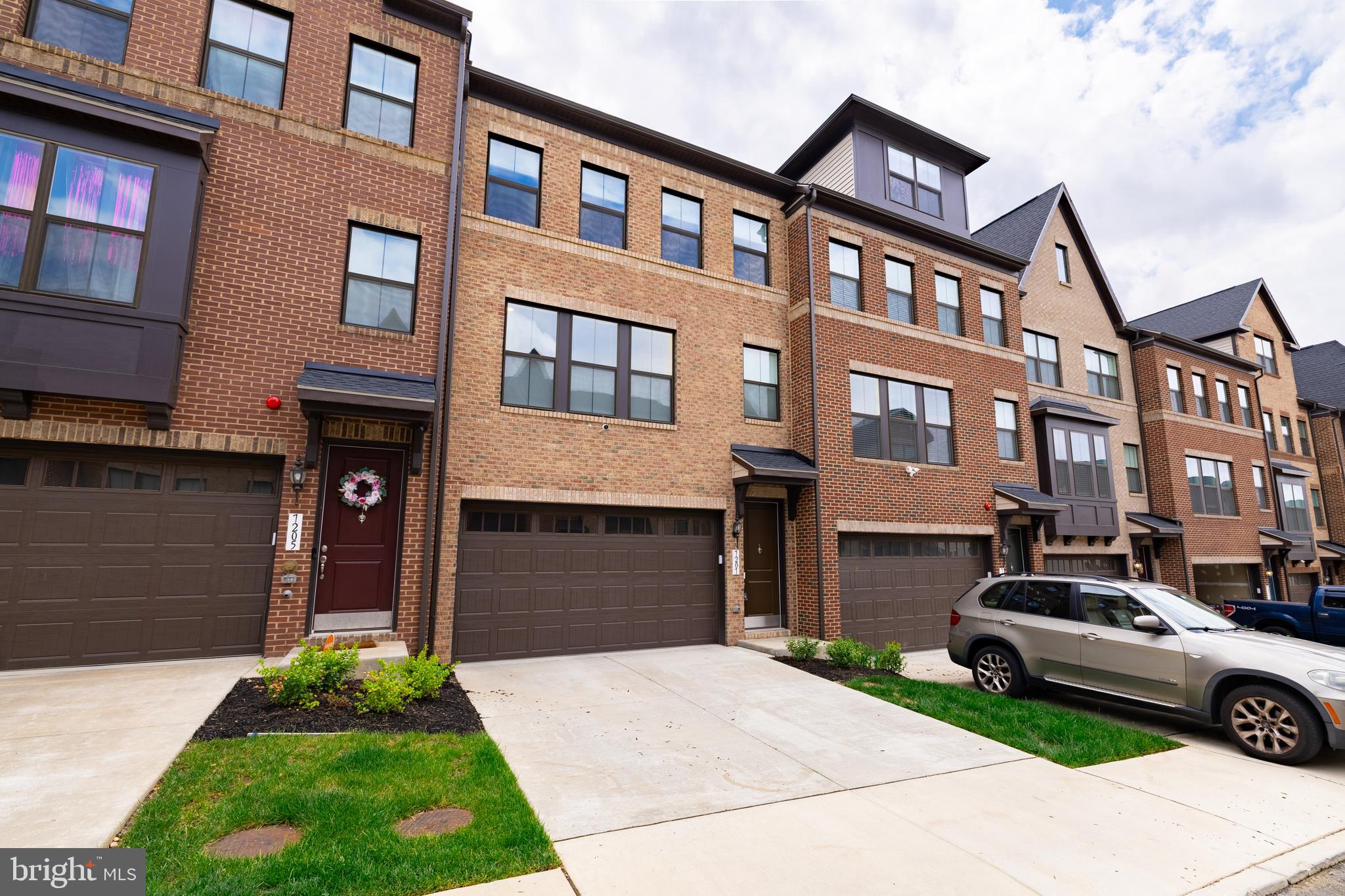 7207 MOUNTAINEER DRIVE