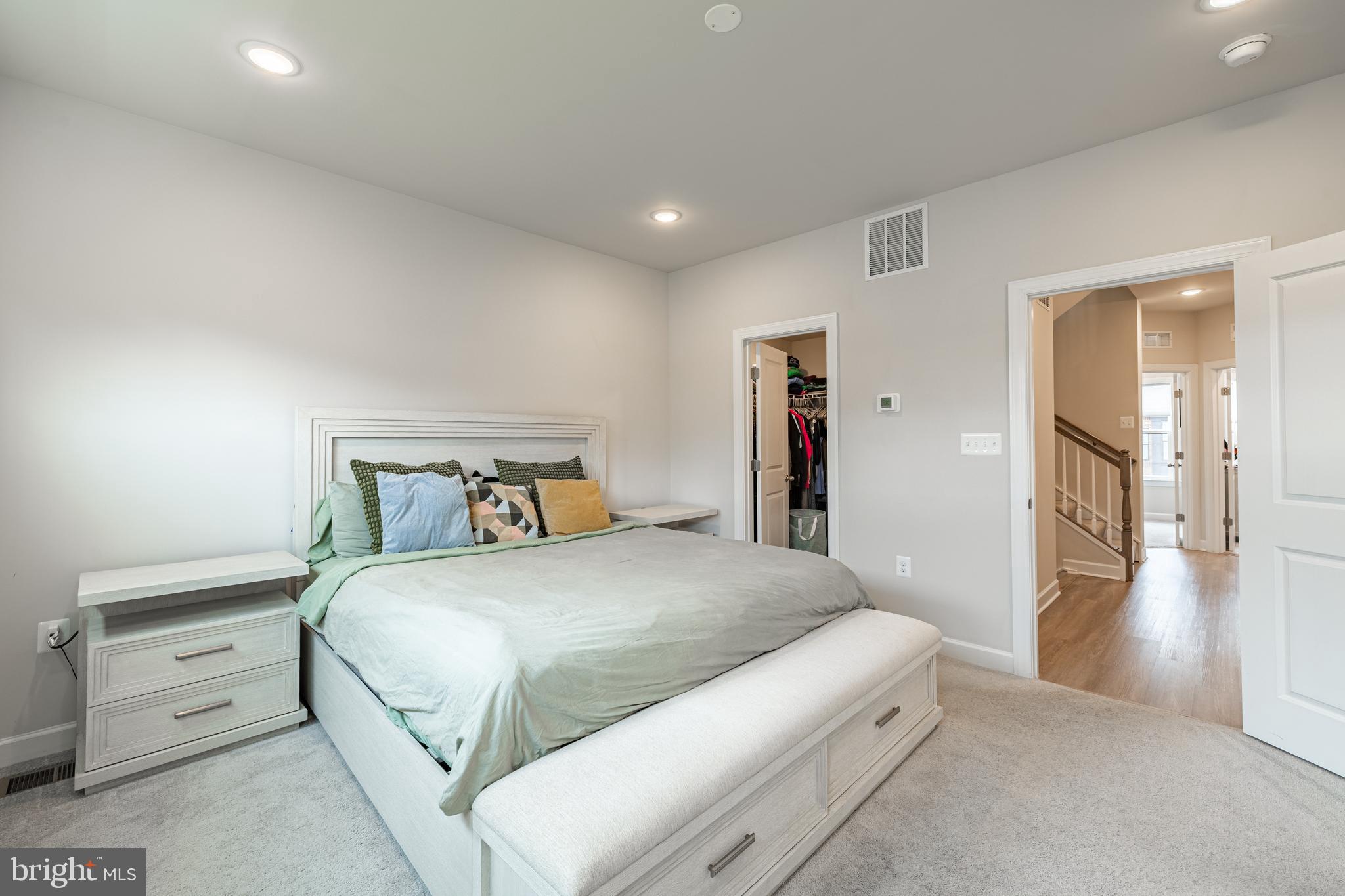 7207 MOUNTAINEER DRIVE