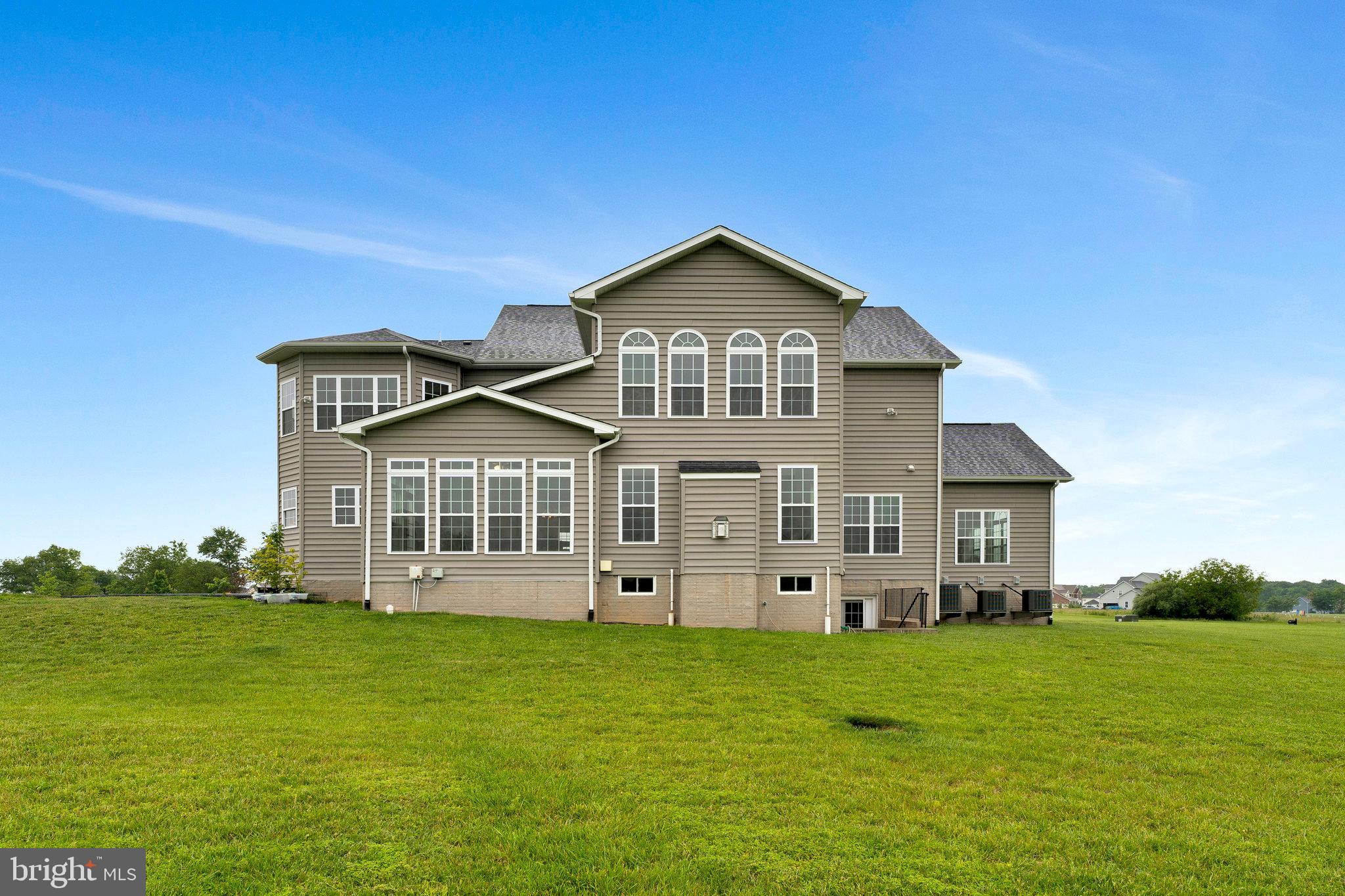 42506 BLACK TALON COURT