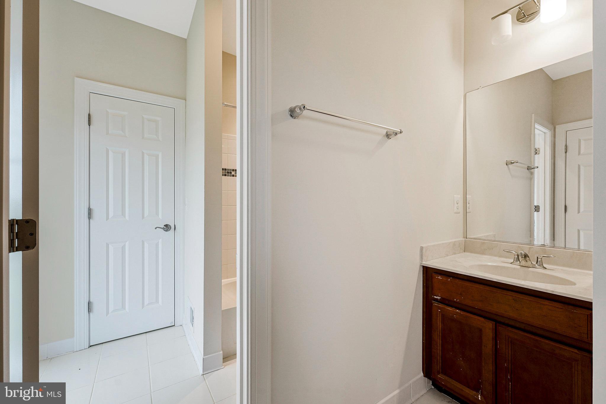 42506 BLACK TALON COURT