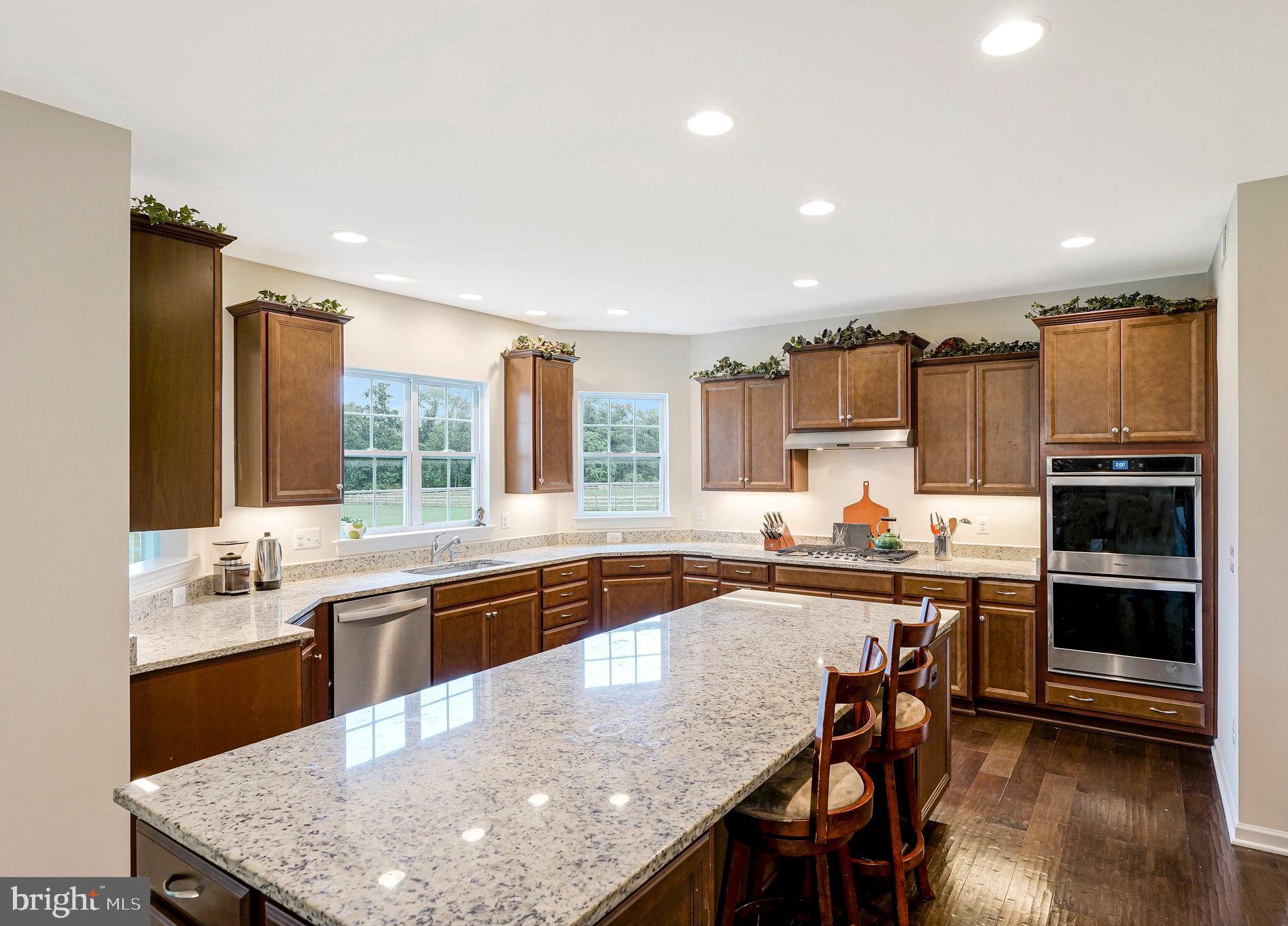 42506 BLACK TALON COURT