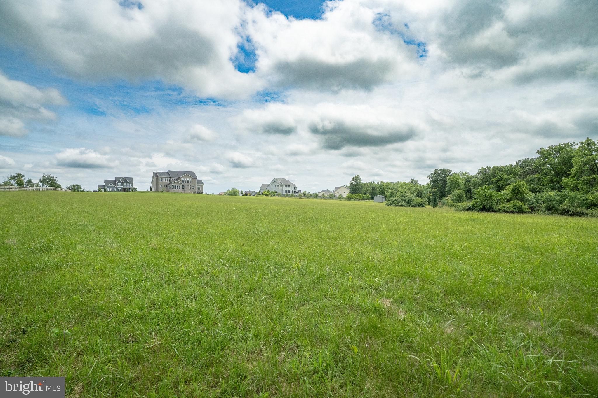 42506 BLACK TALON COURT