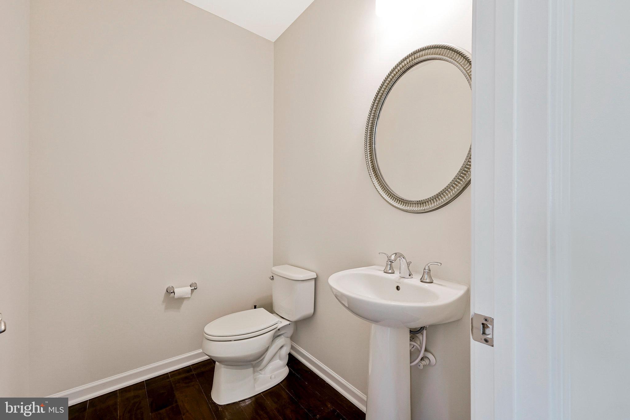 42506 BLACK TALON COURT