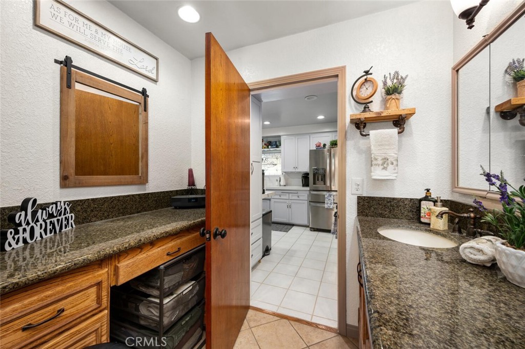 10392 Oakhaven Drive