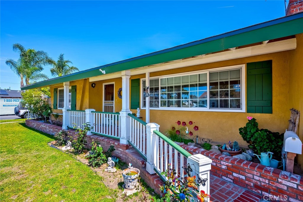 10392 Oakhaven Drive