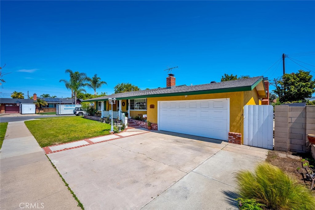 10392 Oakhaven Drive