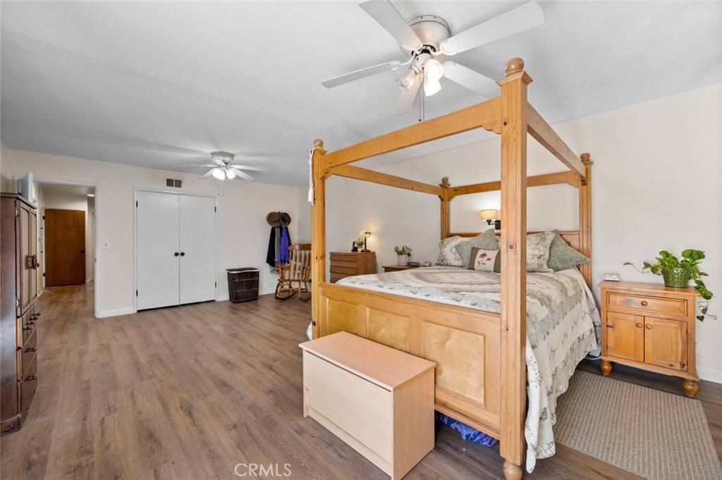 10392 Oakhaven Drive