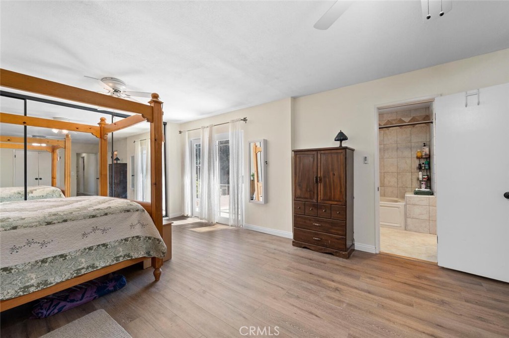 10392 Oakhaven Drive