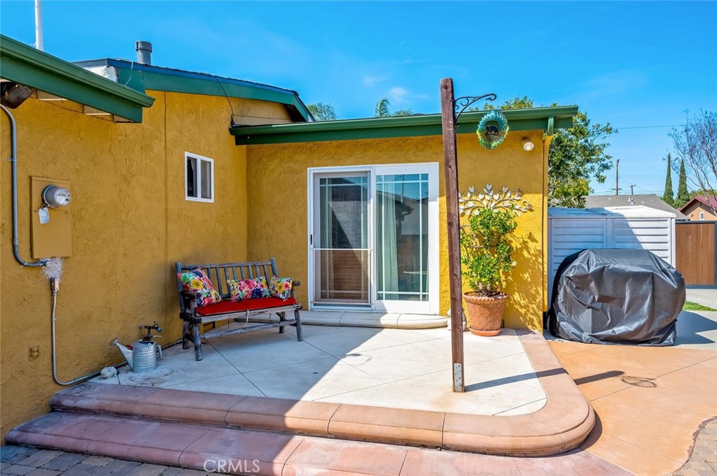 10392 Oakhaven Drive