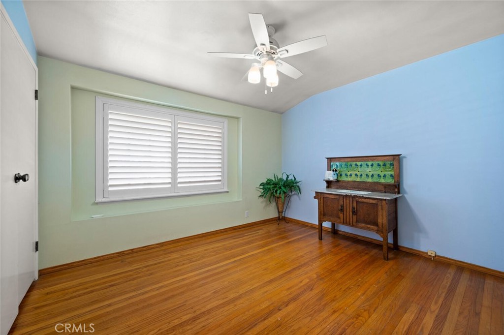 10392 Oakhaven Drive