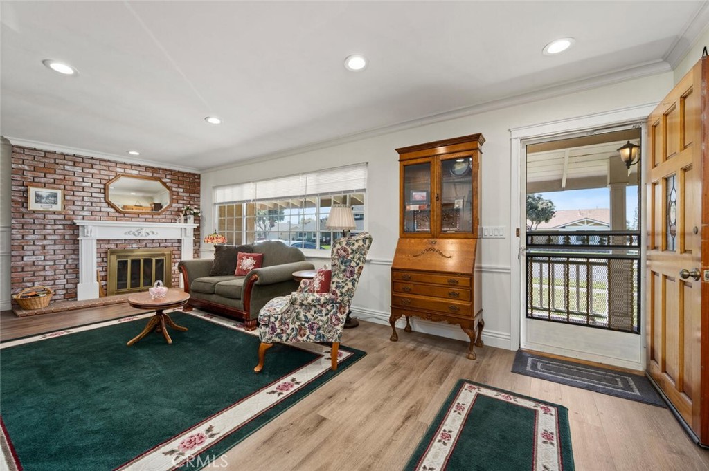 10392 Oakhaven Drive