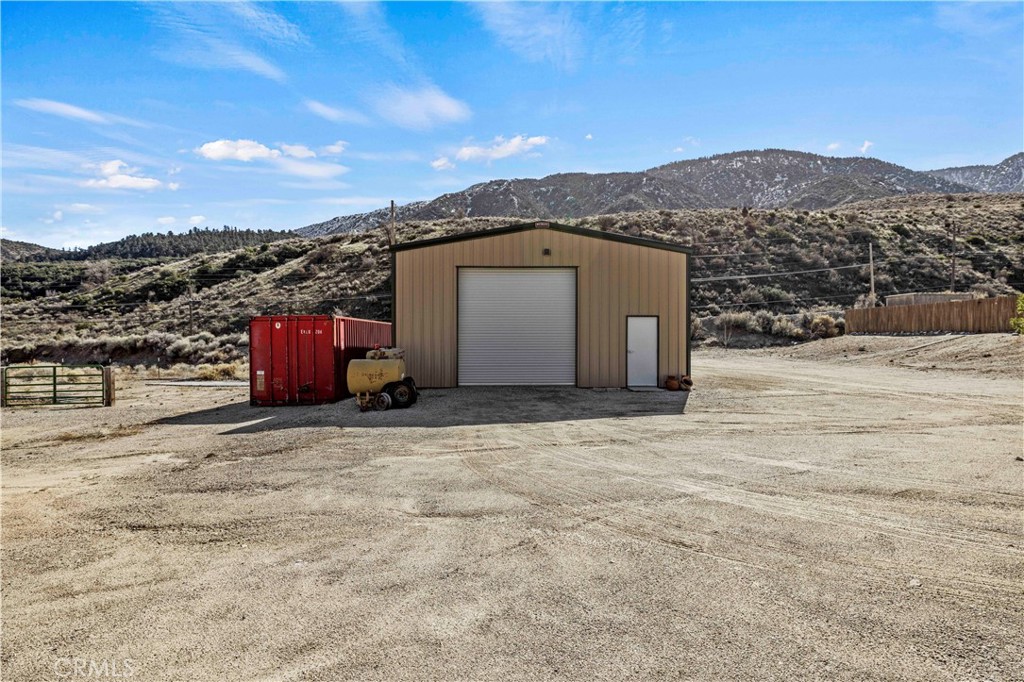 1937 Frazier Mountain Park Road