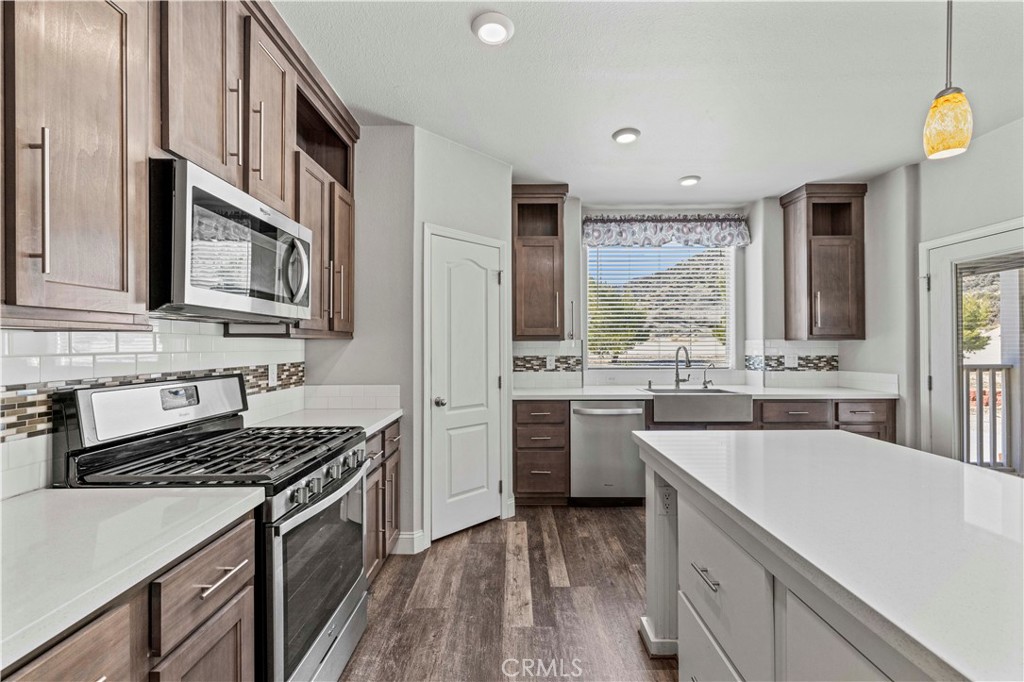 1937 Frazier Mountain Park Road