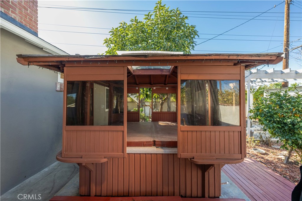 18825 Runnymede Street