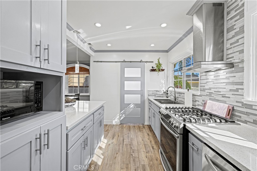 18825 Runnymede Street