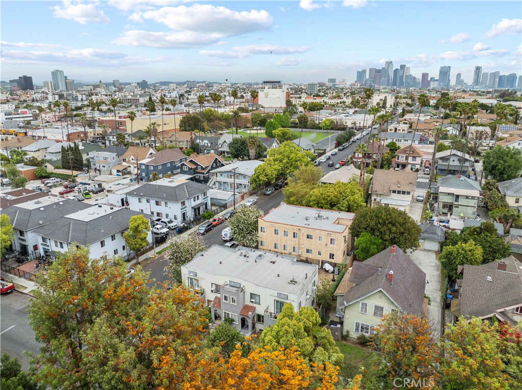 1500 S Hobart Boulevard