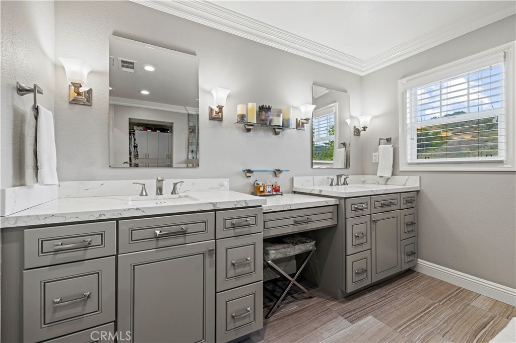 30058 Valley Glen Street