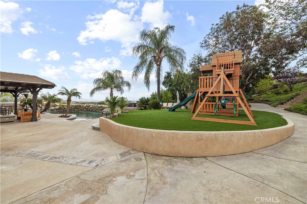 30058 Valley Glen Street