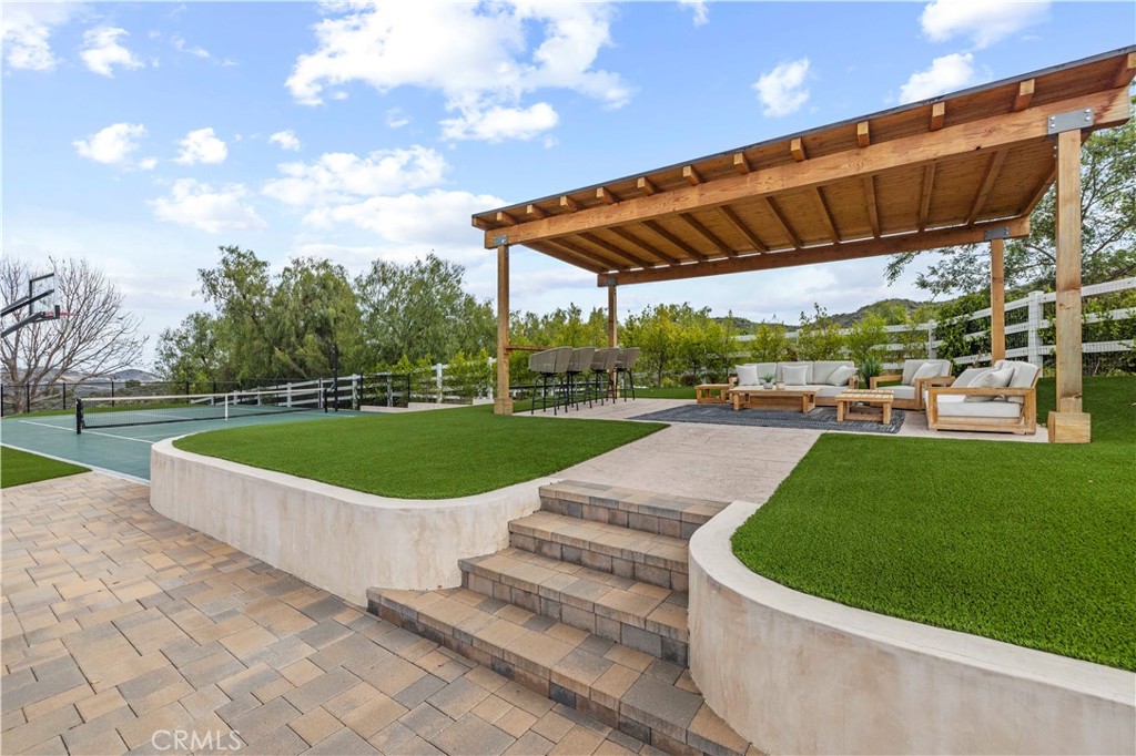 30058 Valley Glen Street