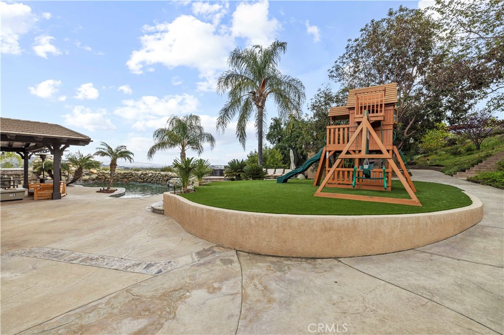 30058 Valley Glen Street