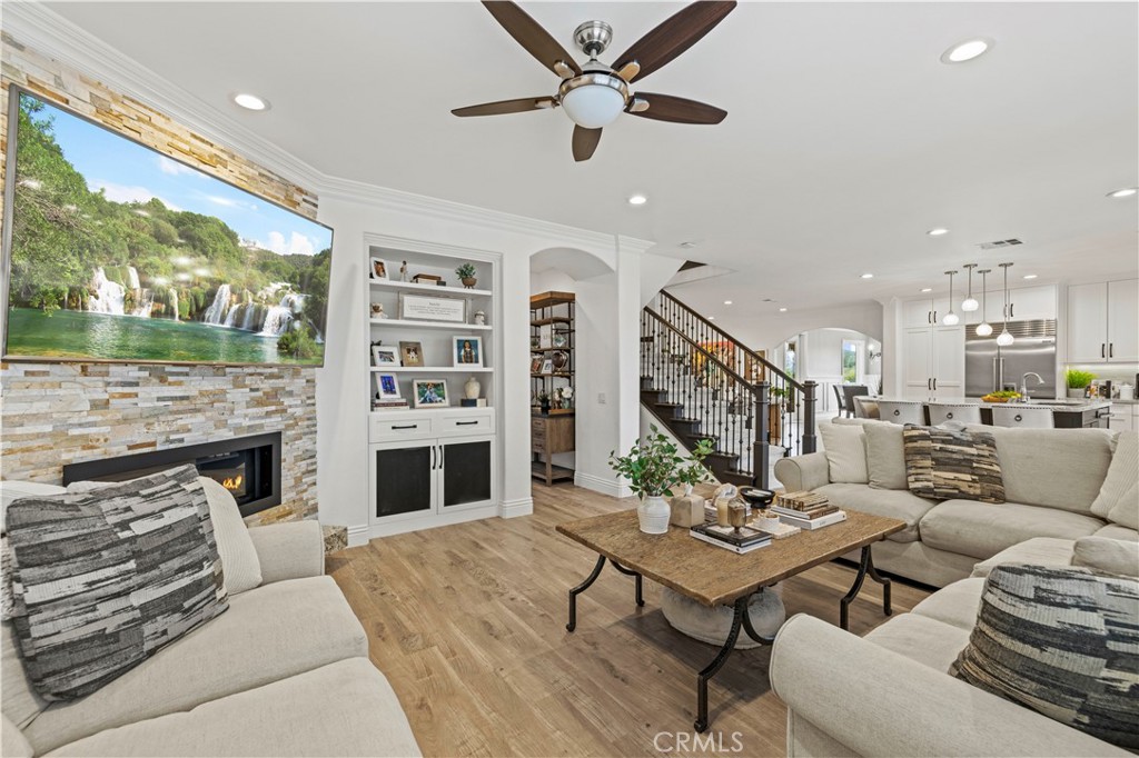 30058 Valley Glen Street