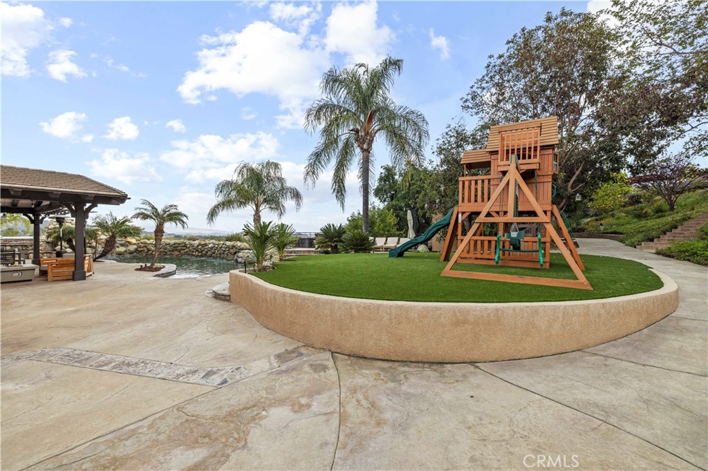 30058 Valley Glen Street